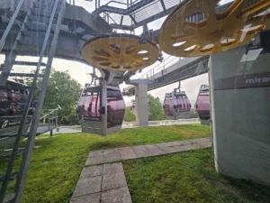 montjuic-cable-car-cabins