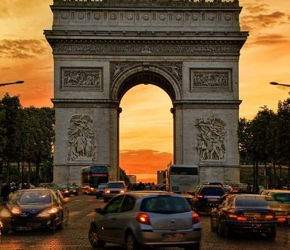 Arc de Triomphe Private Guided Tour - Optional Boat Cruise