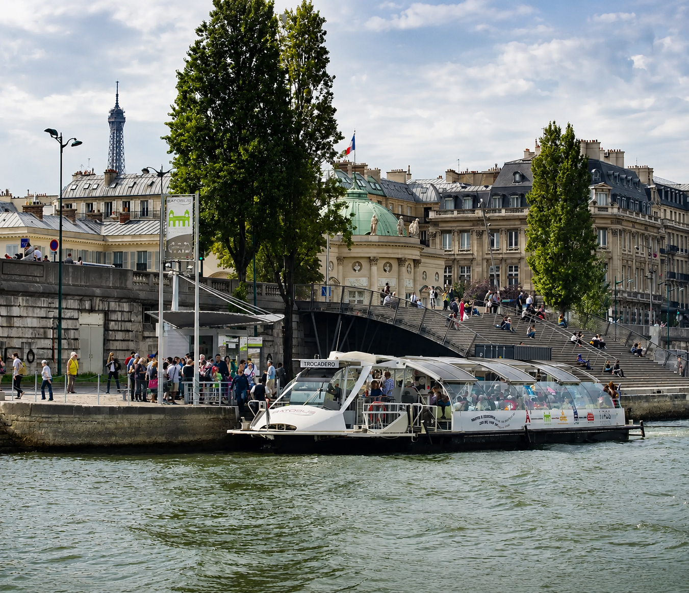 The Best Paris Hop-on hop-off Sightseeing Cruise for 48h