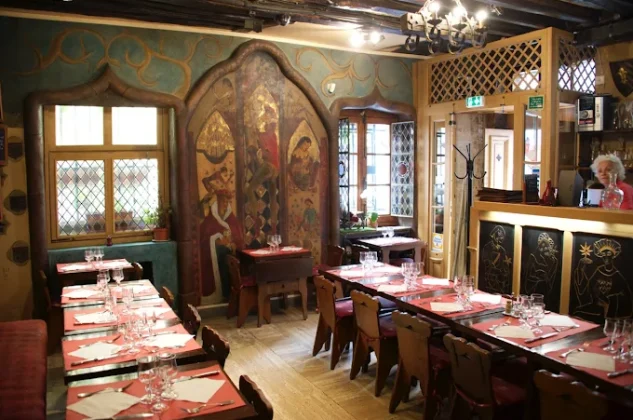 paris_historical_authentic_restaurant