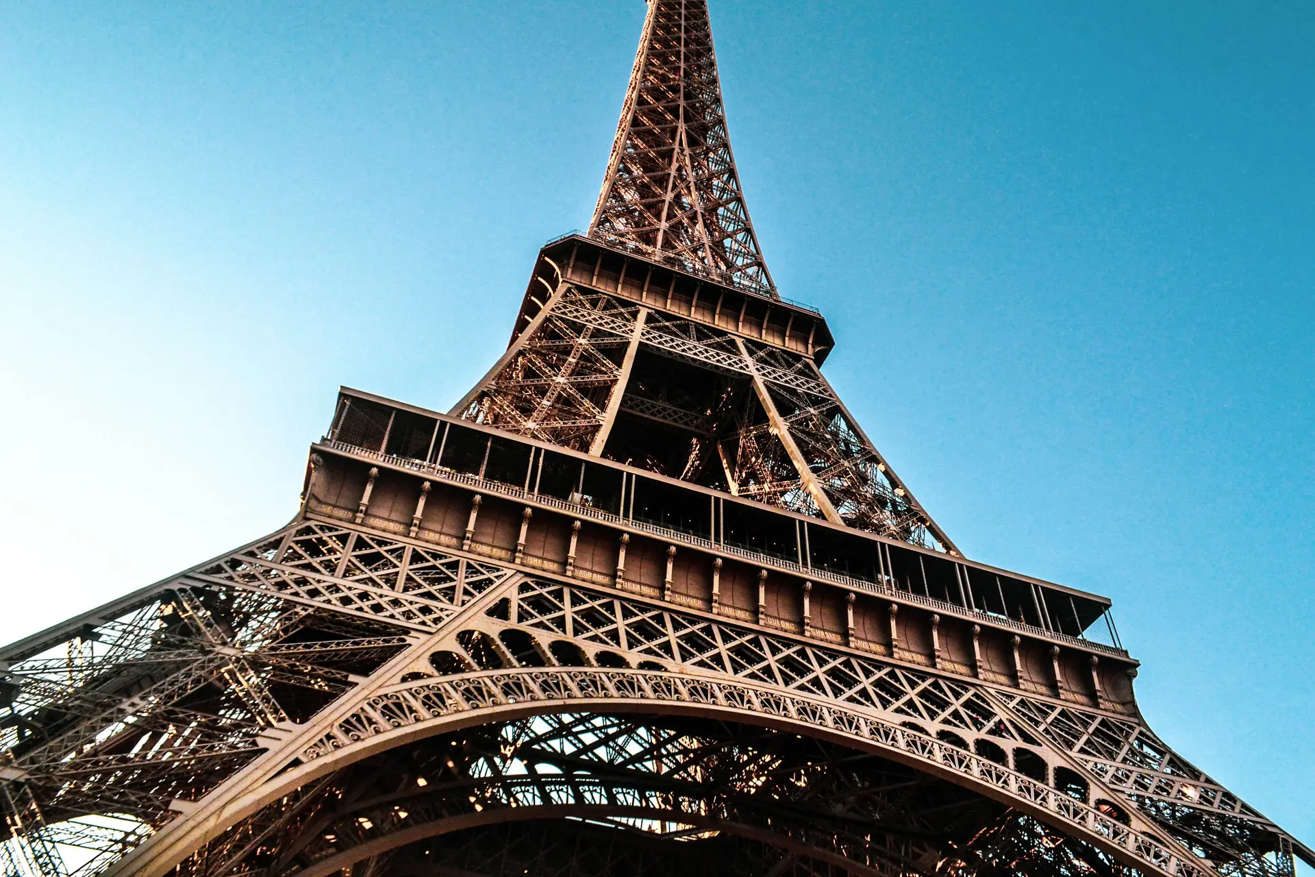 photo — Eiffel Tower
